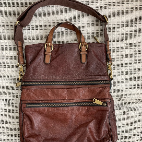 Fossil Brown Leather Crossbody Bag - Picture 2 of 8